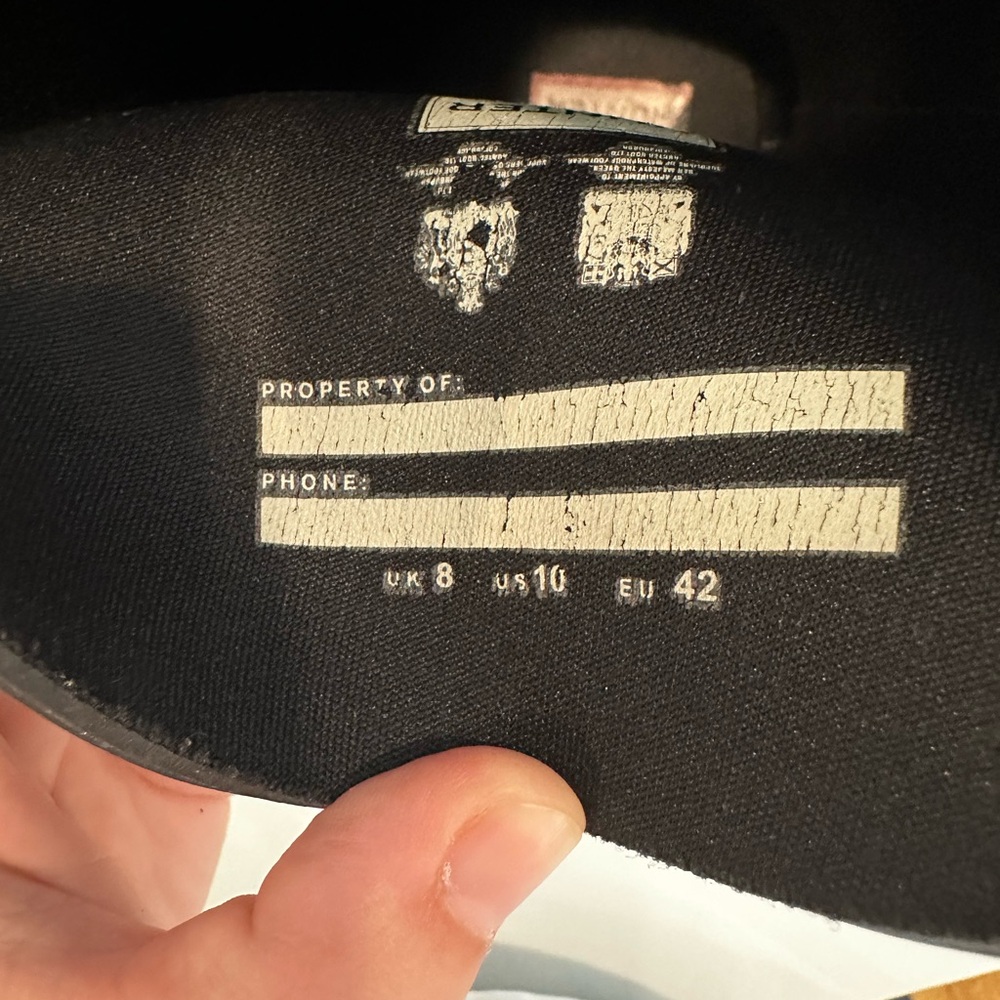 Hunter Black Footwear Interior Label - Picture 2 of 3